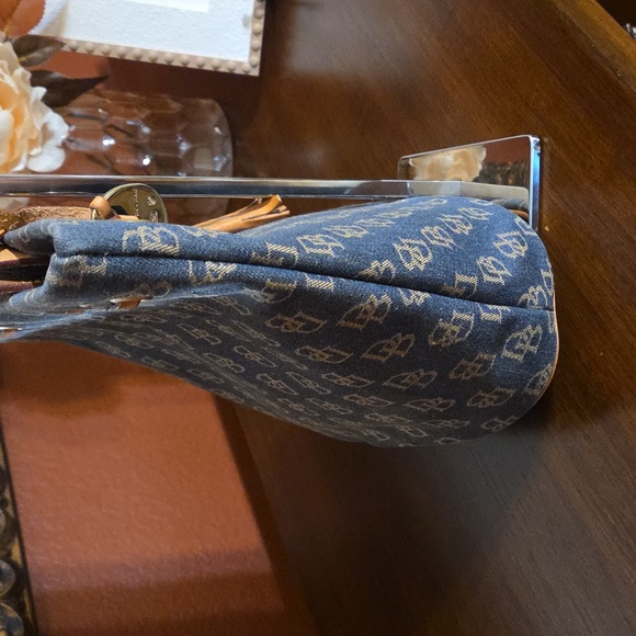 Dooney & Bourke Denim Monogram Bucket Bag EUC - Picture 6 of 14